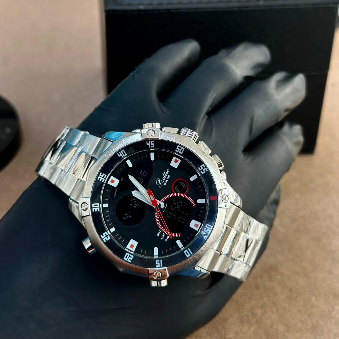 Reloj Scottie 1146 Dual Time en Acero | Cronómetro, Alarma y Resistente al Agua